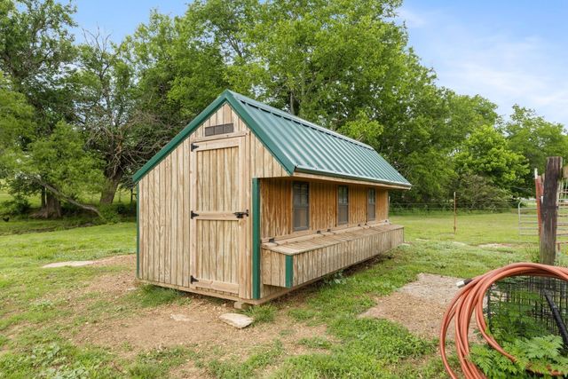 3310 Booker Ridge Road, Mount Pleasant, TN 38474