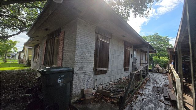 3806 Bertram St, Corpus Christi, TX 78416