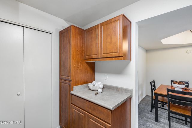 1880 E MORTEN Avenue 121, Phoenix, AZ 85020