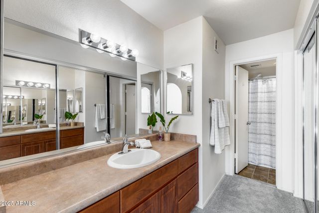 1880 E MORTEN Avenue 121, Phoenix, AZ 85020