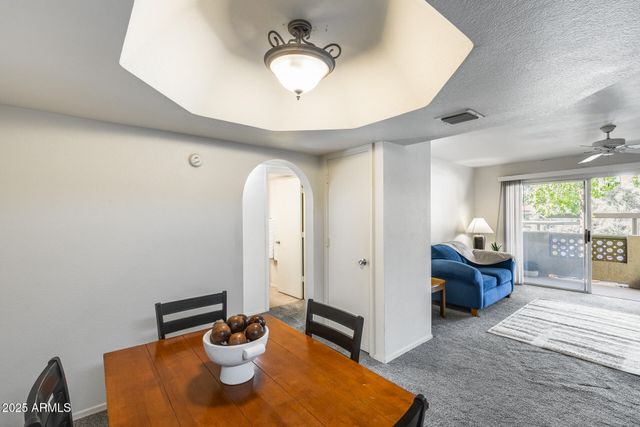 1880 E MORTEN Avenue 121, Phoenix, AZ 85020