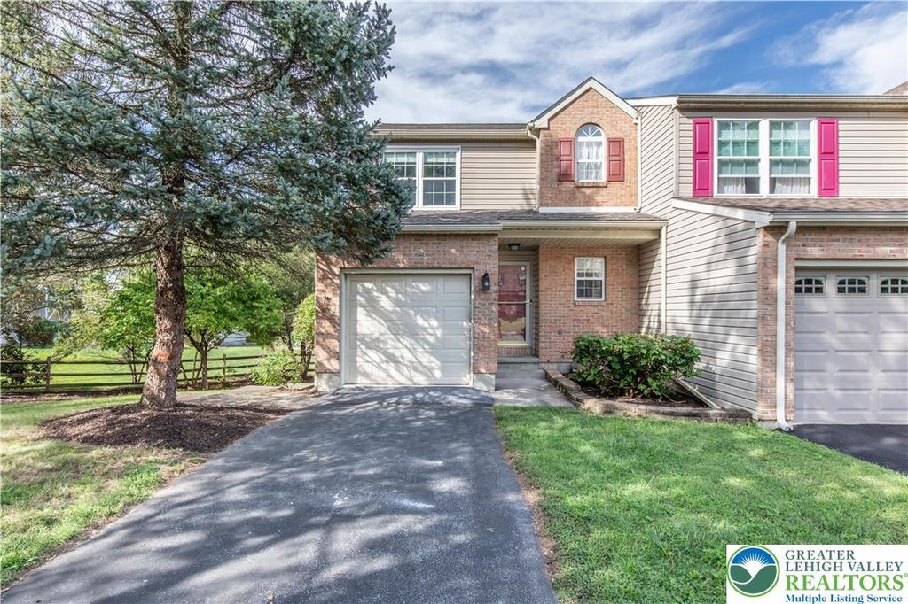 4271 David Drive, Emmaus Boro, PA 18049