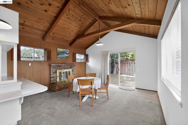 14562 Juniper St, San Leandro, CA 94579