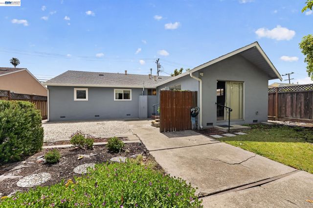 14562 Juniper St, San Leandro, CA 94579