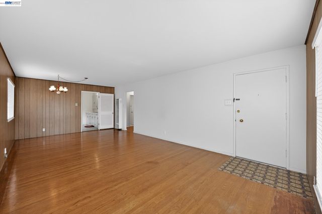 14562 Juniper St, San Leandro, CA 94579