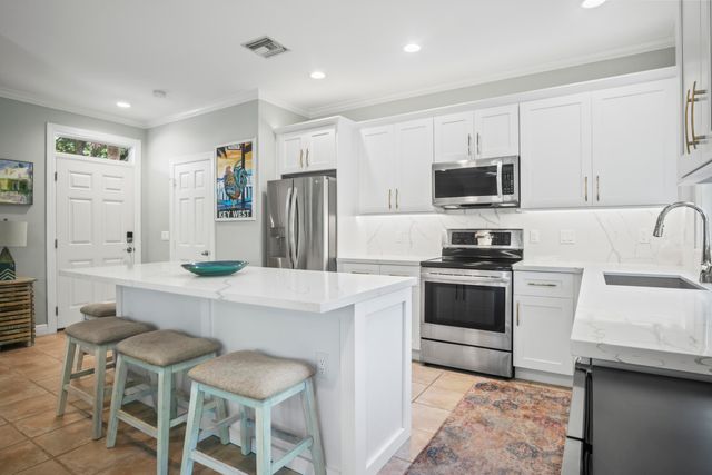 208 Golf Club Drive, Key West, FL 33040