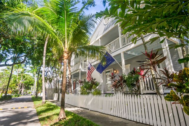 208 Golf Club Drive, Key West, FL 33040