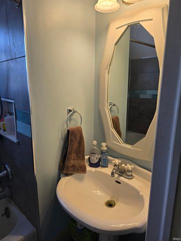 57844 County Road 13 Road, Elkhart, IN 46516