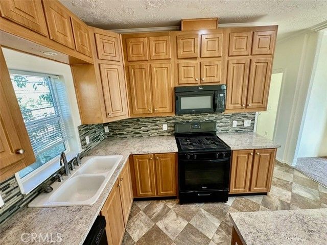 9581 Jones, Durham, CA 95938