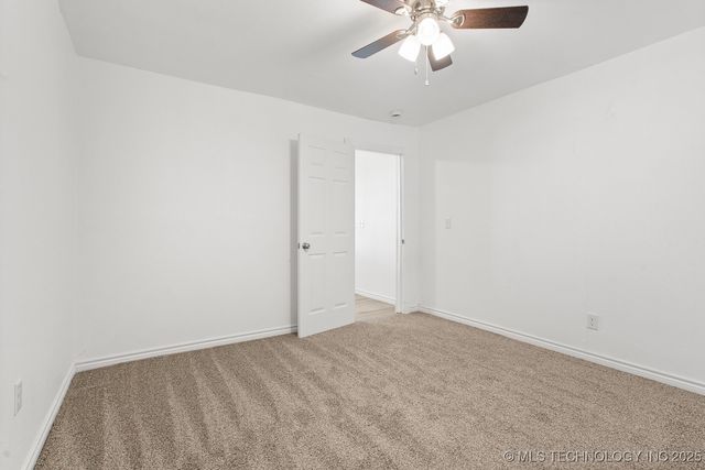 114 Laurel Street, Lone Grove, OK 73443