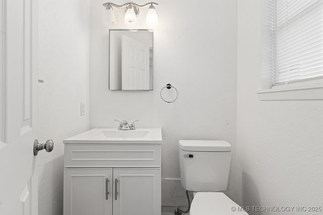 114 Laurel Street, Lone Grove, OK 73443