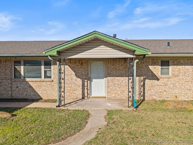 114 Laurel Street, Lone Grove, OK 73443