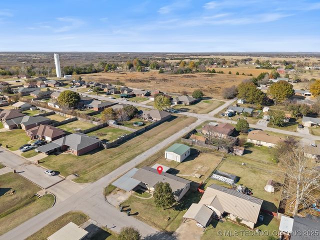 114 Laurel Street, Lone Grove, OK 73443
