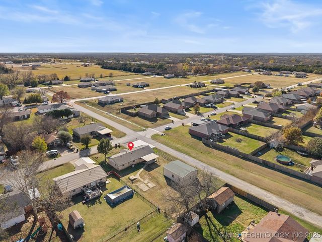 114 Laurel Street, Lone Grove, OK 73443