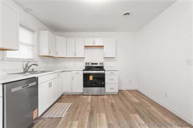 114 Laurel Street, Lone Grove, OK 73443