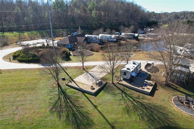 33 Mountain Meadows Circle, Morganton, GA 30560