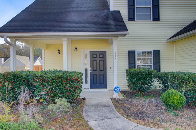 115 Egret Lane, Goose Creek, SC 29445