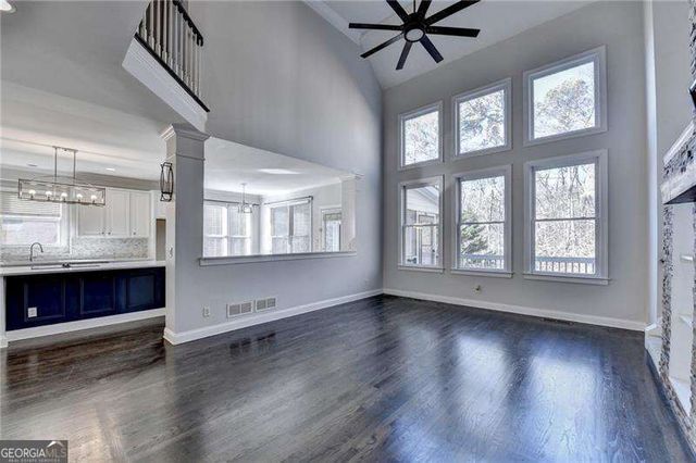 1255 Beacon Hill Crossing, Alpharetta, GA 30005