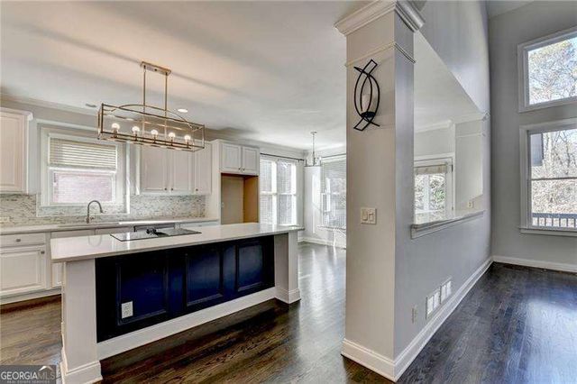 1255 Beacon Hill Crossing, Alpharetta, GA 30005