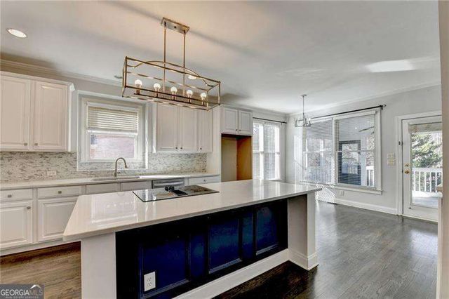 1255 Beacon Hill Crossing, Alpharetta, GA 30005