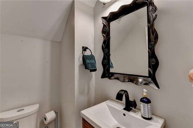 1255 Beacon Hill Crossing, Alpharetta, GA 30005