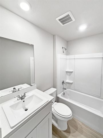 1320 Fitzgerald Street, Krum, TX 76249