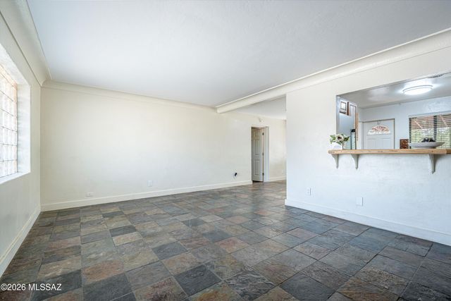 6060 E 2nd Street, Tucson, AZ 85711
