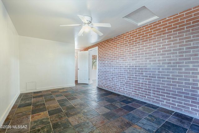 6060 E 2nd Street, Tucson, AZ 85711