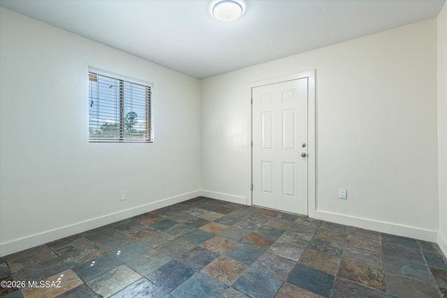 6060 E 2nd Street, Tucson, AZ 85711