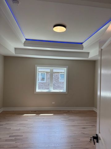 4951 W 86th Street, Burbank, IL 60459