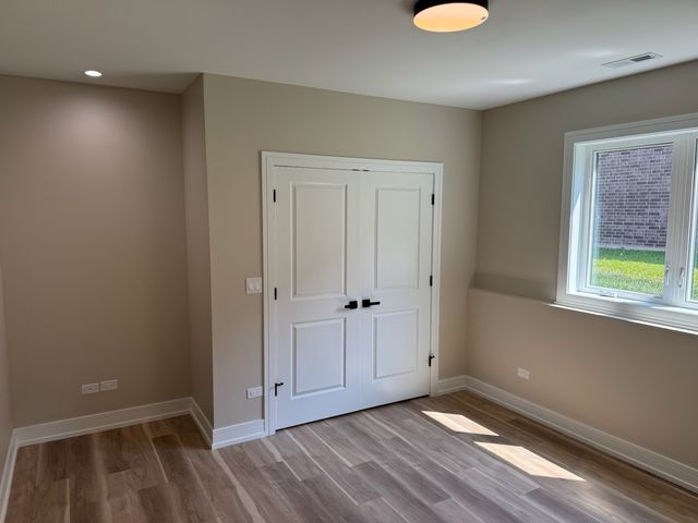 4951 W 86th Street, Burbank, IL 60459