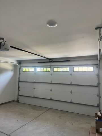 4951 W 86th Street, Burbank, IL 60459