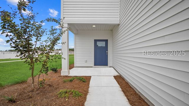 13 Bottom Board Court, Ridgeland, SC 29936