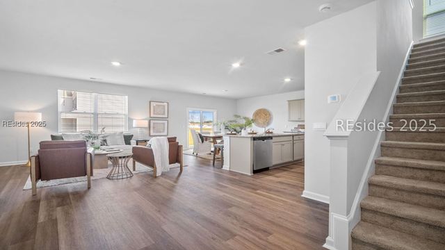 13 Bottom Board Court, Ridgeland, SC 29936