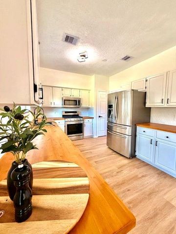 2859 Crest Park Drive, Houston, TX 77082