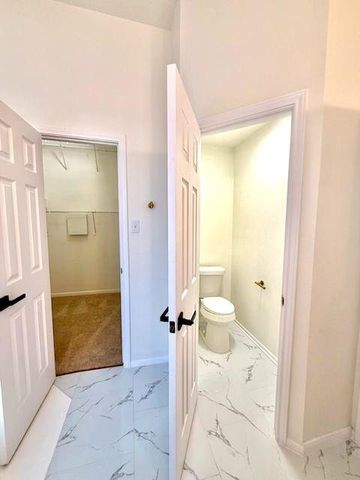 2859 Crest Park Drive, Houston, TX 77082