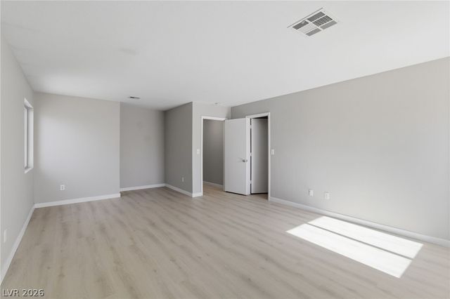 744 Salt Flats Circle, Henderson, NV 89011