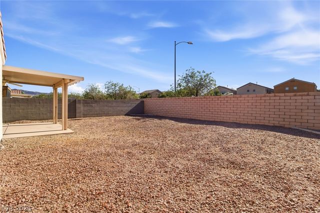 744 Salt Flats Circle, Henderson, NV 89011