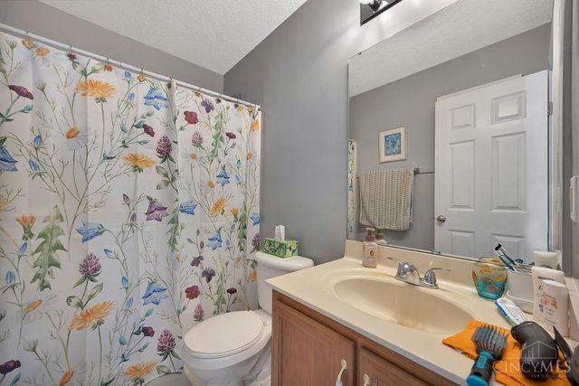 12139 Huntergreen Drive, Colerain Twp, OH 45251