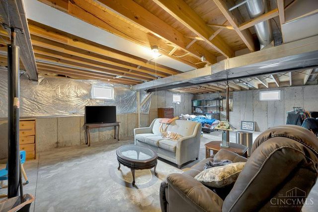 12139 Huntergreen Drive, Colerain Twp, OH 45251