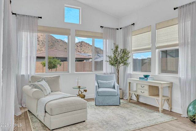21358 W HILLCREST Boulevard, Buckeye, AZ 85396