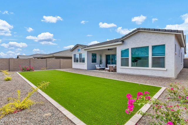21358 W HILLCREST Boulevard, Buckeye, AZ 85396