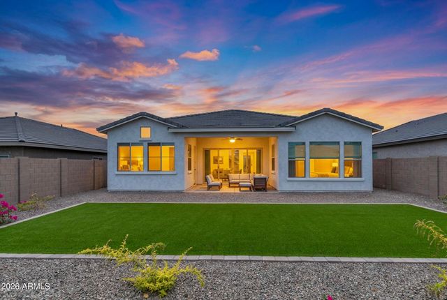 21358 W HILLCREST Boulevard, Buckeye, AZ 85396