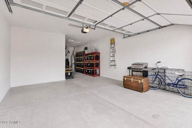 21358 W HILLCREST Boulevard, Buckeye, AZ 85396