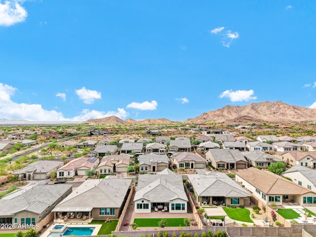 21358 W HILLCREST Boulevard, Buckeye, AZ 85396
