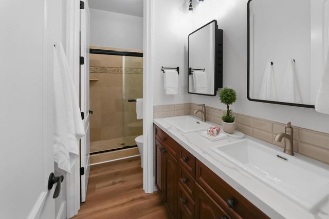 8006 Anastasia Way, El Dorado Hills, CA 95762