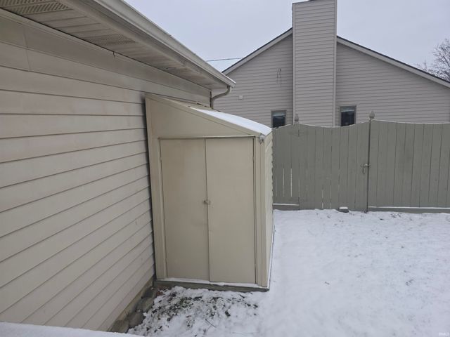 9404 Black Diamond Place, Fort Wayne, IN 46835