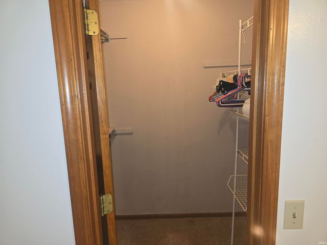 9404 Black Diamond Place, Fort Wayne, IN 46835