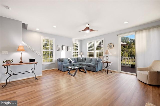 8193 MAUDE LN, Manassas, VA 20110