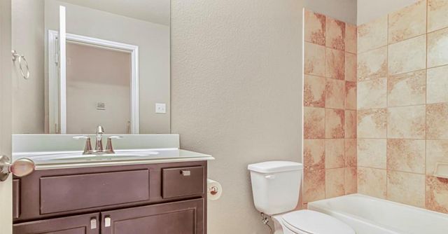 13530 Vista De Oro Street, Houston, TX 77070